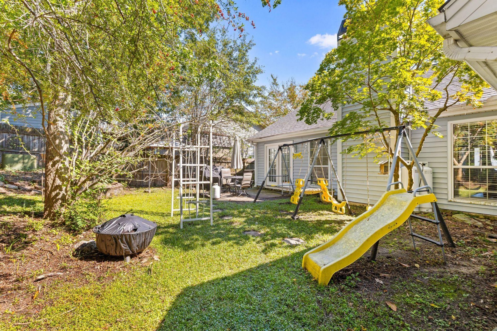 103 Red Cypress Drive Photo 31