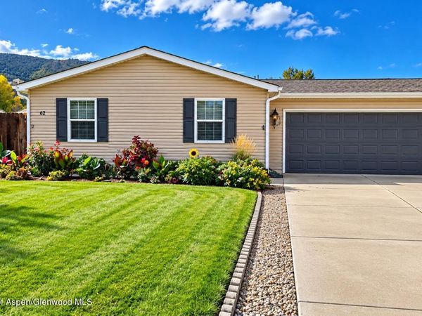 62 Black Sulphur Place, Parachute, CO 81635
