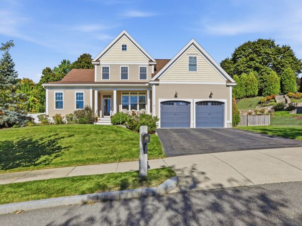 40 Winship Dr, Stoneham, MA 02180