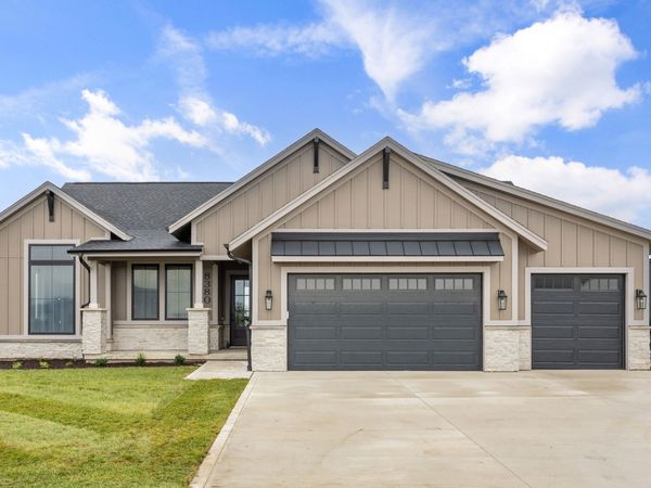 8380 Edgewood Court, West Des Moines, IA 50266