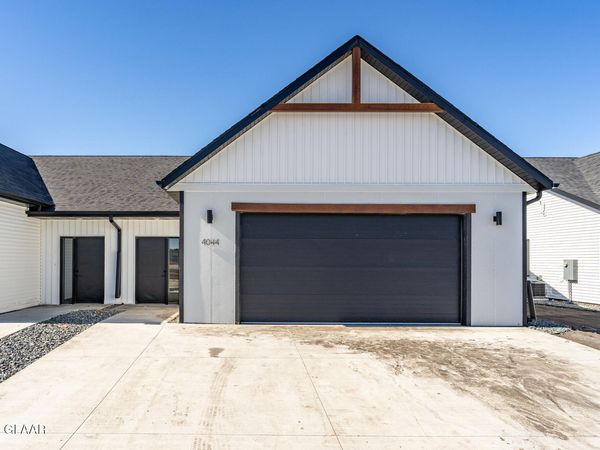 4208 HAVEN Court , Grand Forks, ND 58201