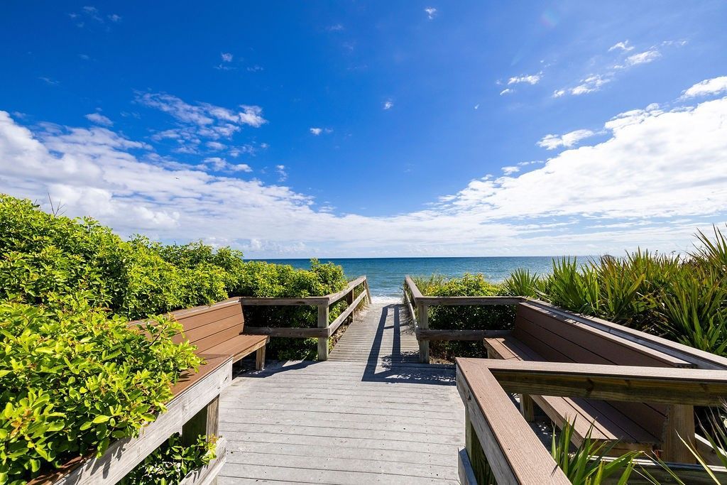 845 Island Club Lane, Vero Beach, FL 32963 Photo