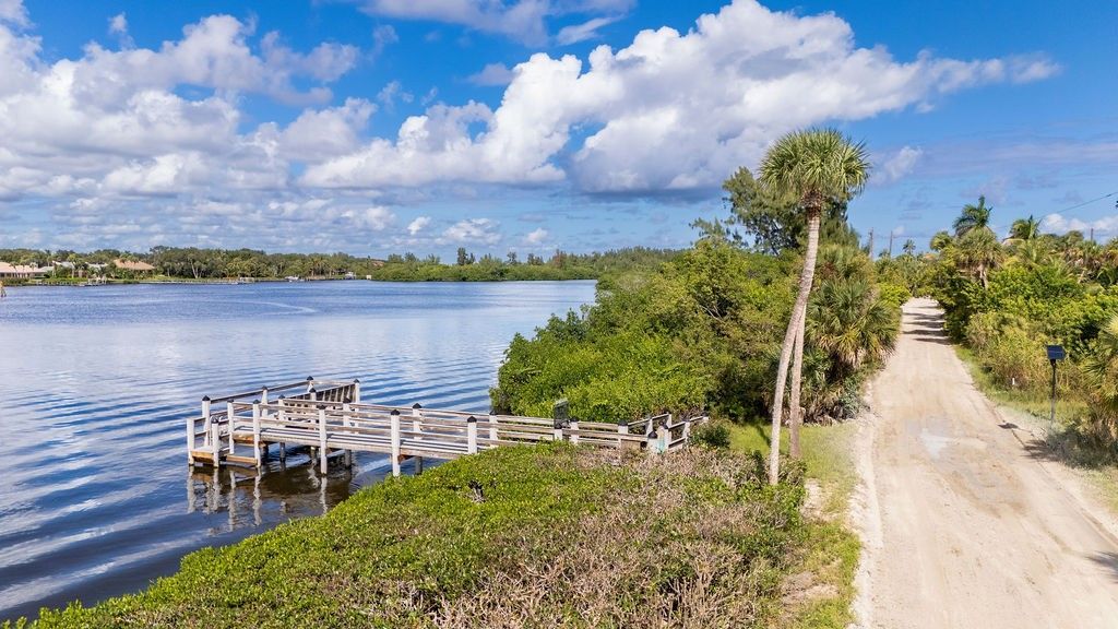 845 Island Club Lane, Vero Beach, FL 32963 Photo