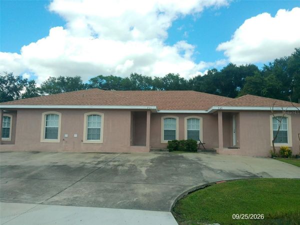 951 FOX LAKE DRIVE , LAKELAND, FL 33809