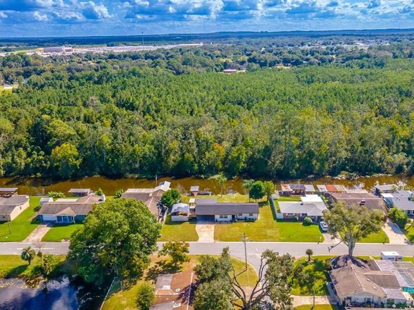 13524 COUNTRY CLUB DRIVE , TAVARES, FL 32778