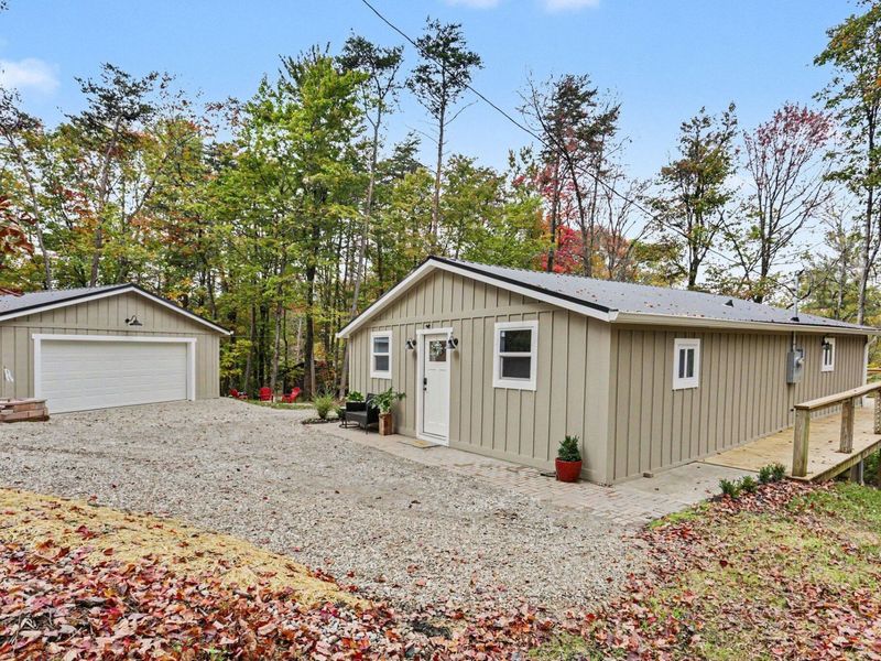 314 Chinook Lane, Hideaway Hills, OH 43107 Photo 1