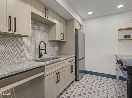 2855 Idlewild Drive, Unit APT 126, Reno, NV 89509 Photo