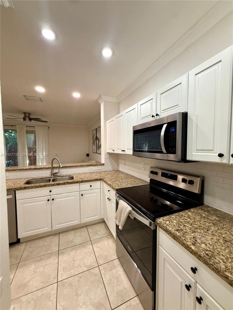 153 SE 28th Pl, Unit 7, Homestead, FL 33033 Photo