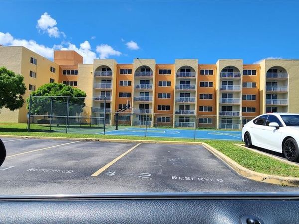 7000 NW 186th St , Unit 4-324A, Hialeah, FL 33015