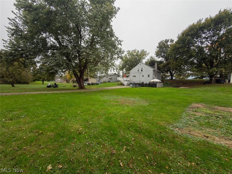 220,210 Kent Avenue NE, Hartville, OH 44632 Photo 12