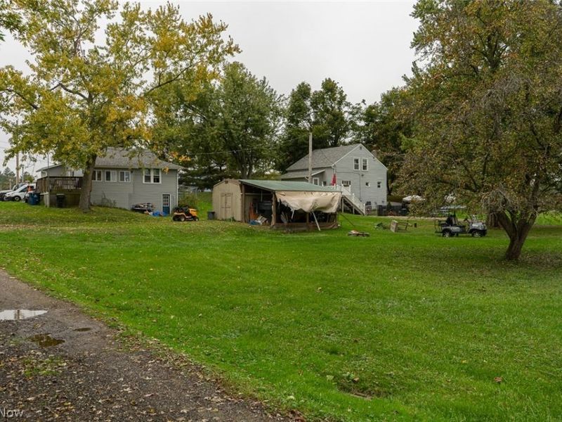 220,210 Kent Avenue NE, Hartville, OH 44632 Photo 6
