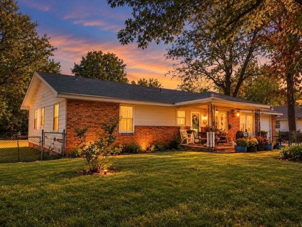 1200 N Forest Avenue , Springfield, MO 65802