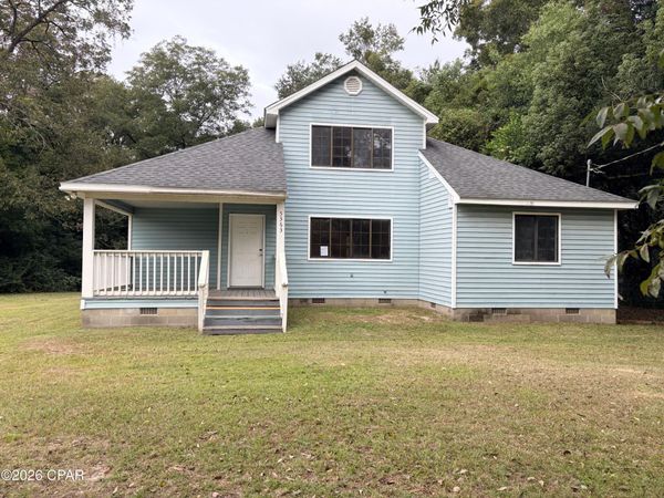 5363 Florida Street , Graceville, FL 32440