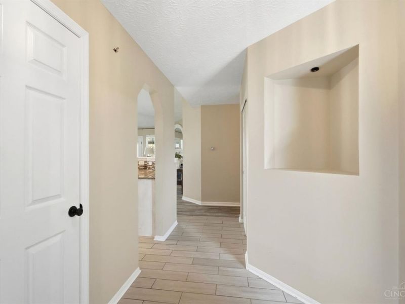 196 Rollingwood Drive, Hamilton Township, OH 45039 Photo 5