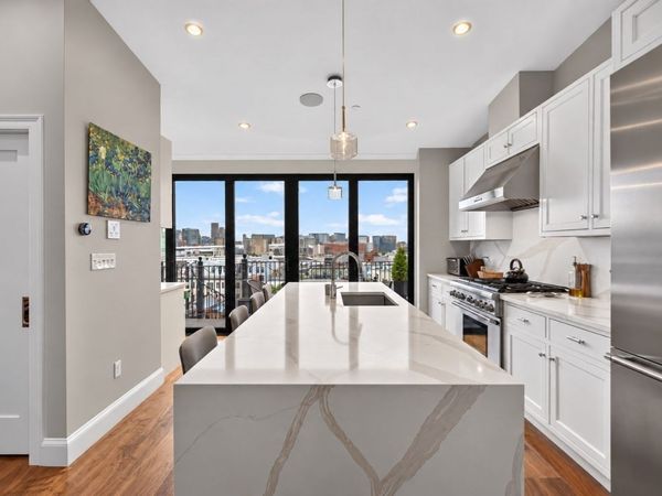 550 E Broadway, Unit 2, Boston, MA 02127