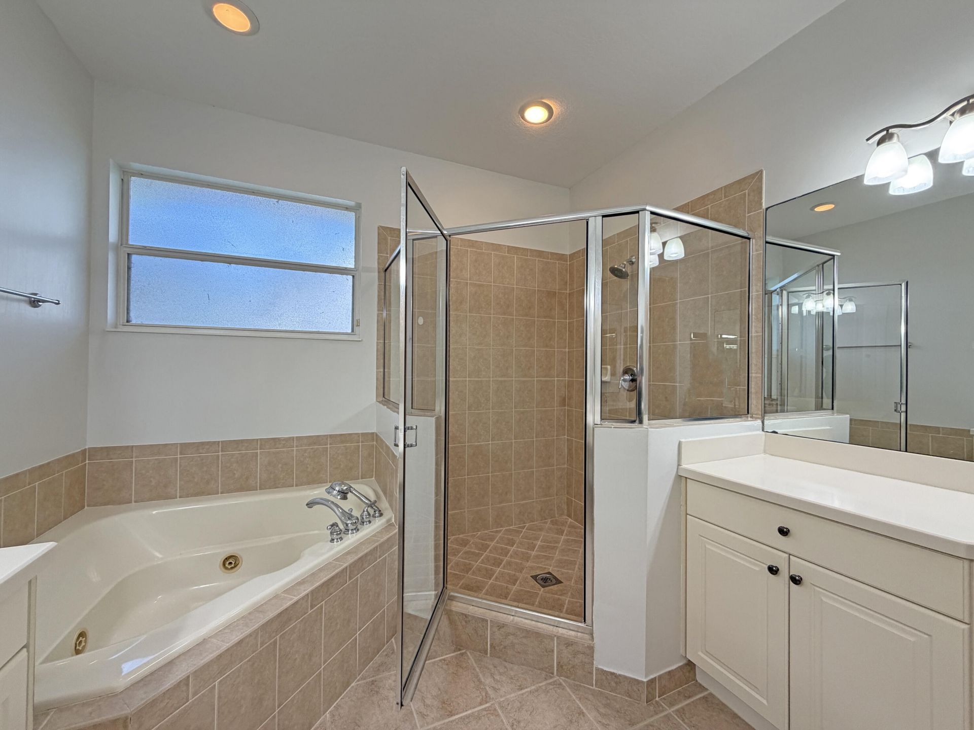 2125 SW Cape Cod Drive, Port Saint Lucie, FL 34953 Photo