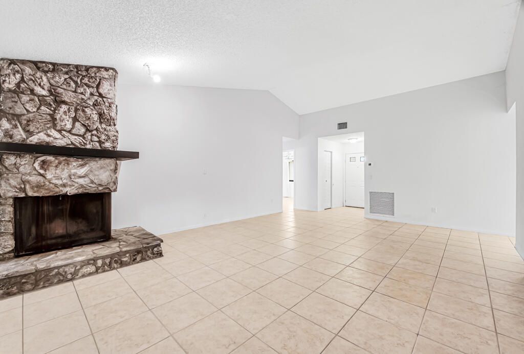7828 Roble Lane, Lake Worth, FL 33467 Photo
