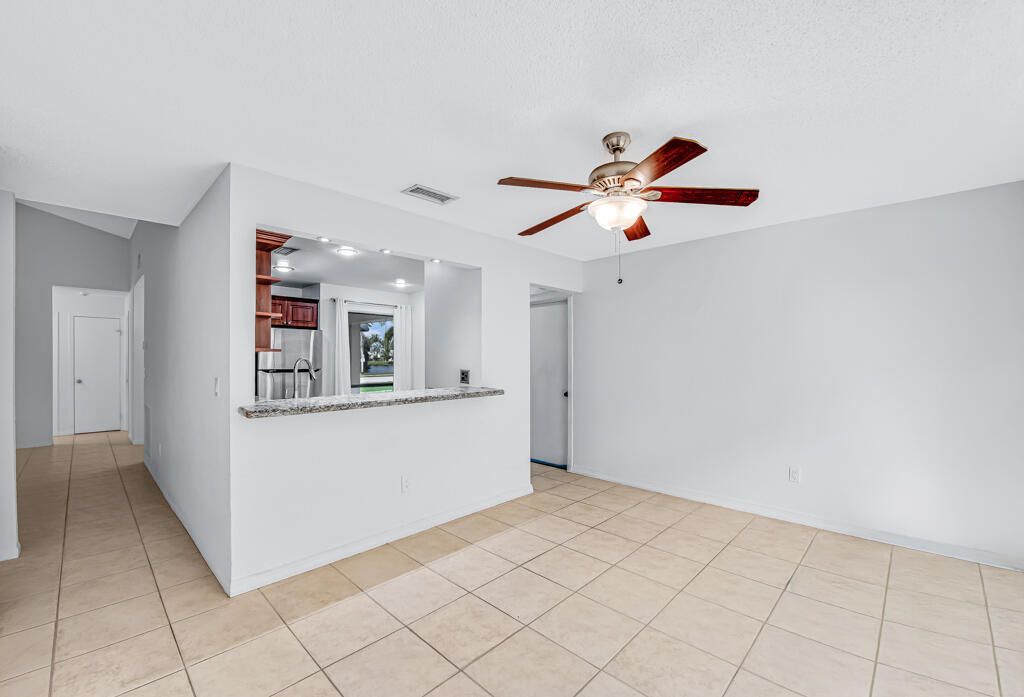 7828 Roble Lane, Lake Worth, FL 33467 Photo