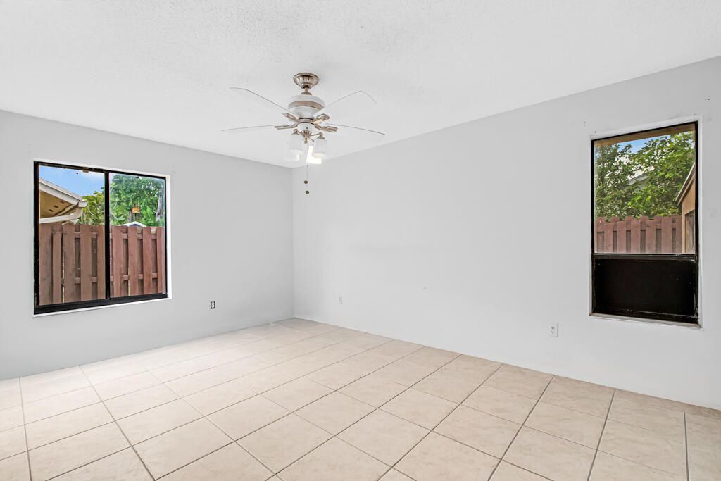 7828 Roble Lane, Lake Worth, FL 33467 Photo