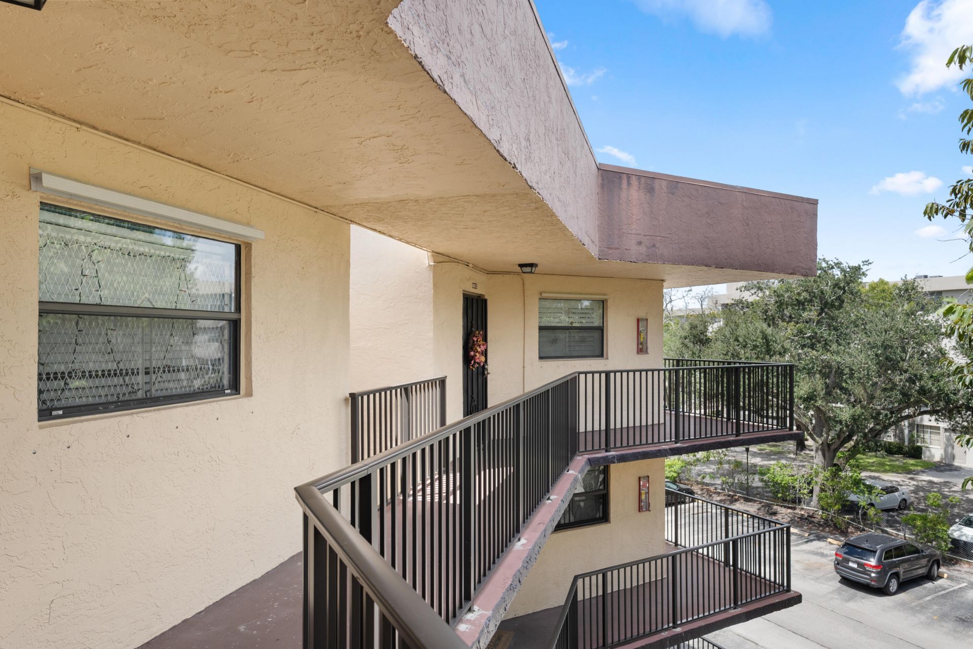 6555 W Broward Boulevard, Unit 403, Plantation, FL 33317 Photo