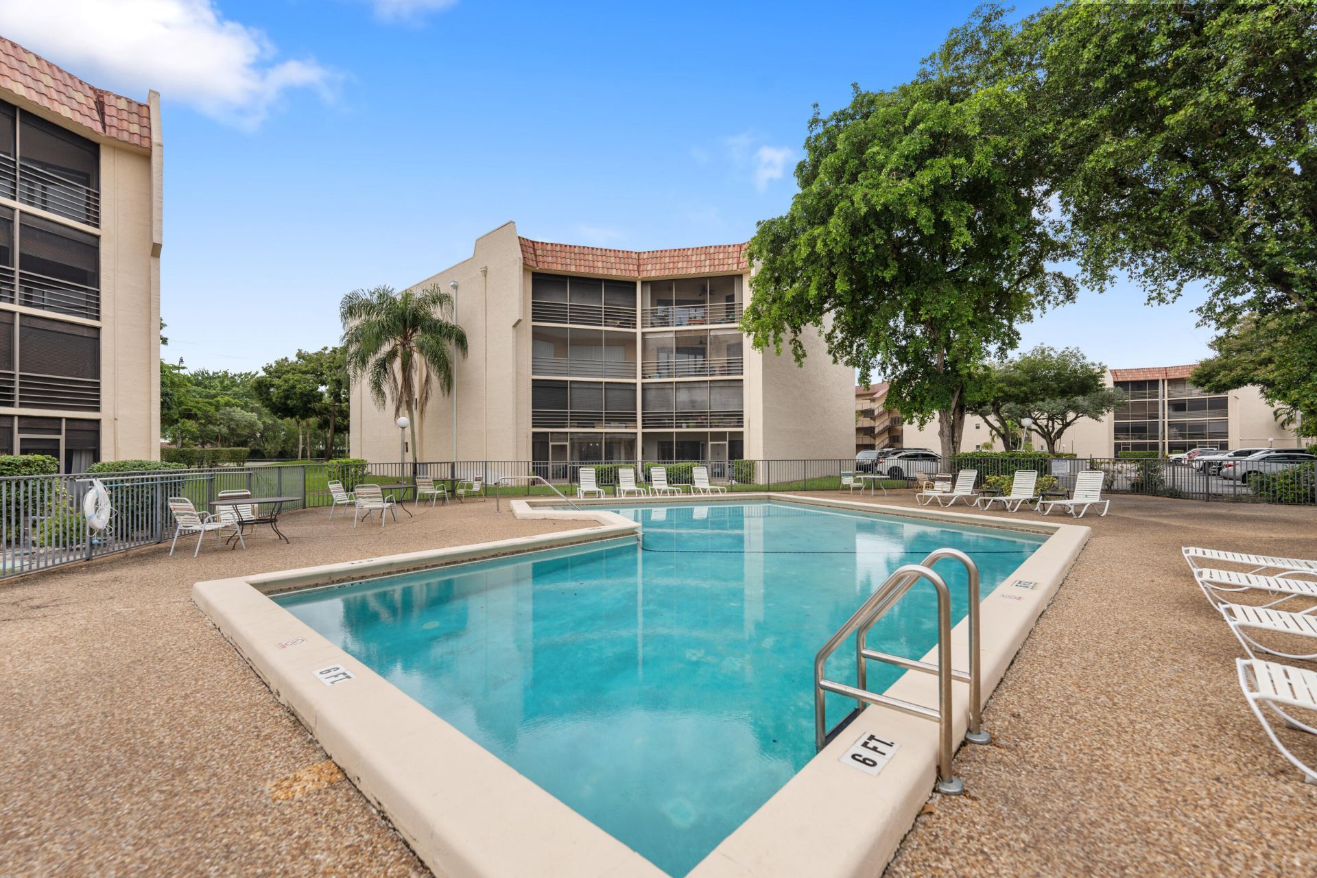 6555 W Broward Boulevard, Unit 403, Plantation, FL 33317 Photo