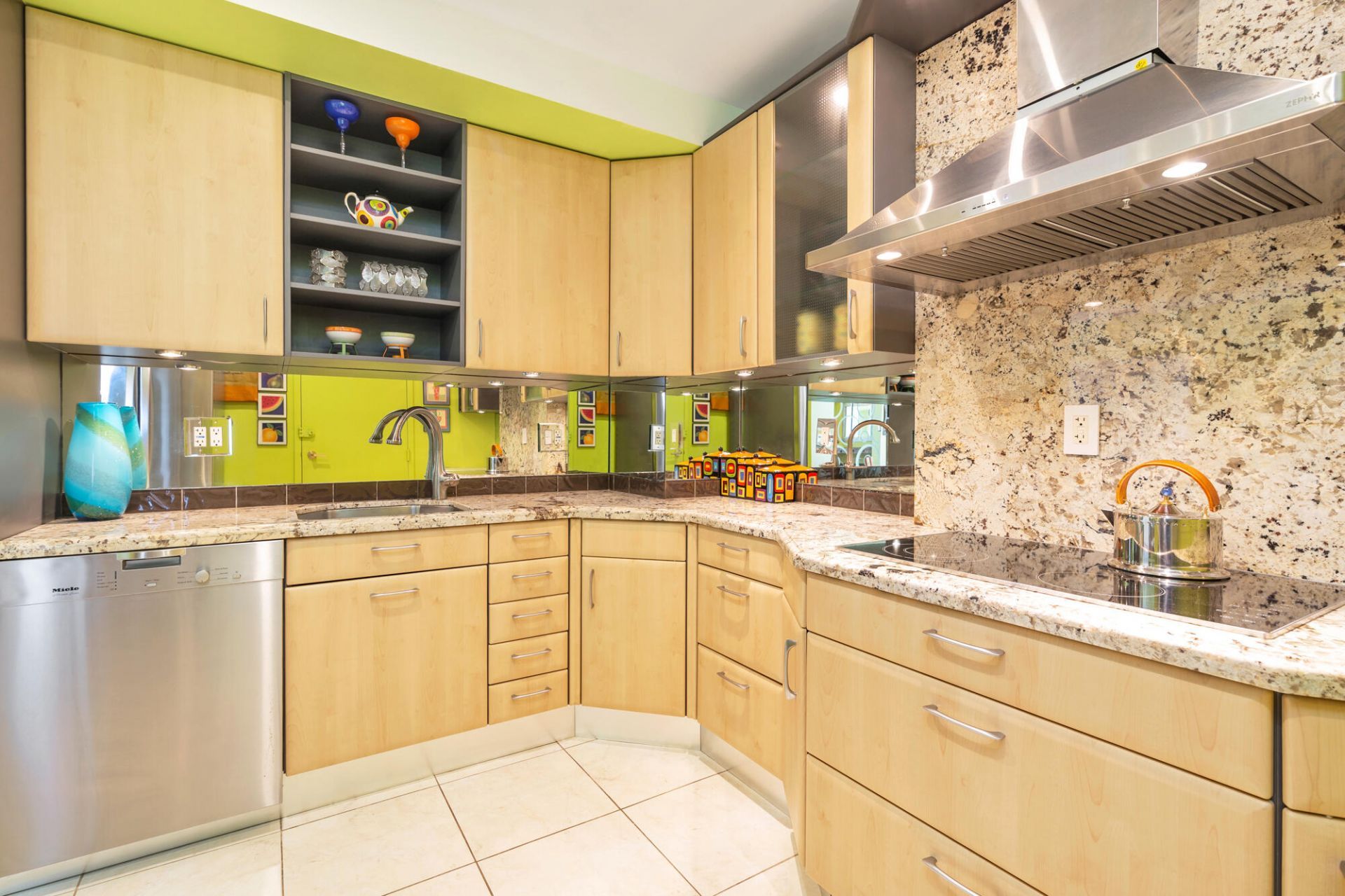 3450 S Ocean Boulevard, Unit 8260, Palm Beach, FL 33480 Photo