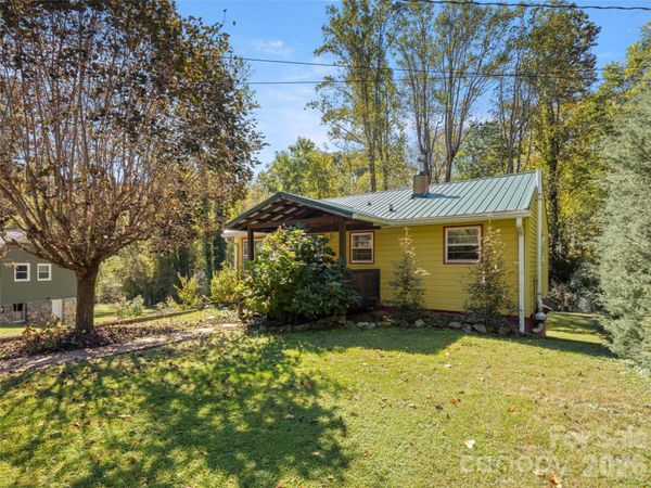 21 Rosemary Road , Asheville, NC 28806