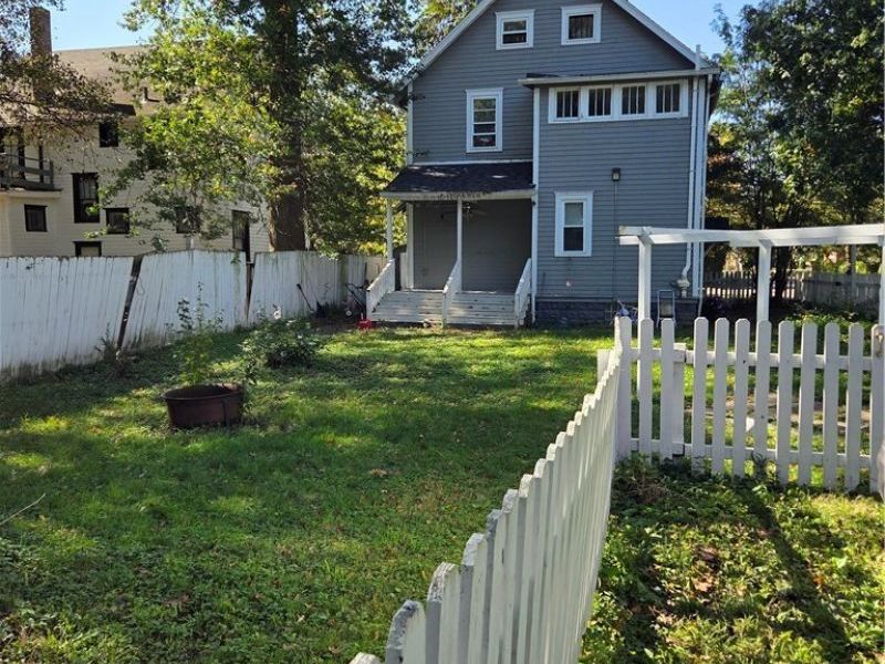 995 N Howard Street, Akron, OH 44310 Photo 4