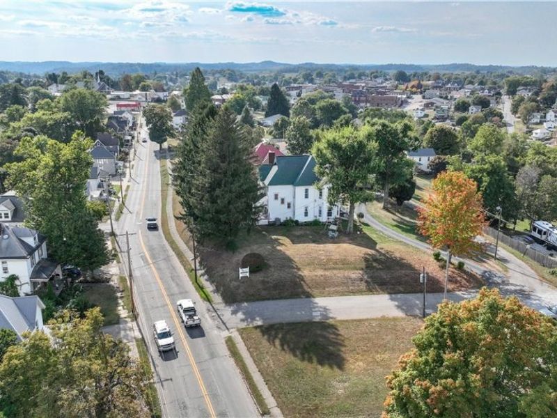 501 E Main Street, Barnesville, OH 43713 Photo 9