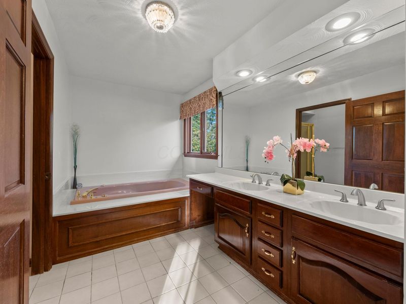 655 Laurel Ridge Drive, Gahanna, OH 43230 Photo 32