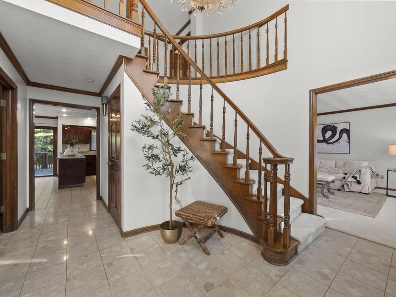 655 Laurel Ridge Drive, Gahanna, OH 43230 Photo 5