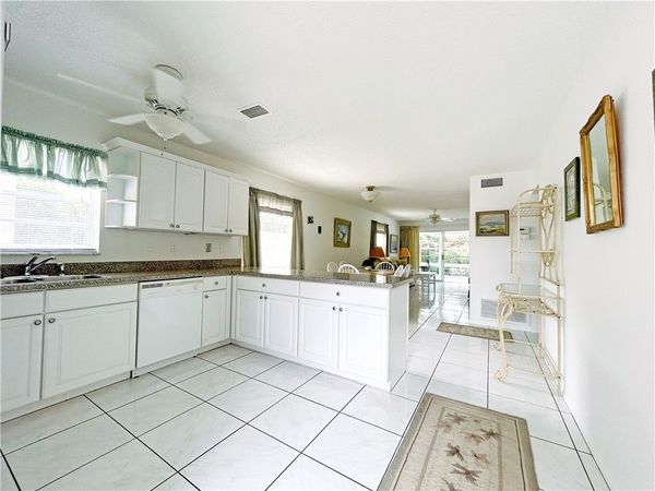 5400 Jimmy Buffet Highway Highway, Unit I17, Indian River Shores, FL 32963