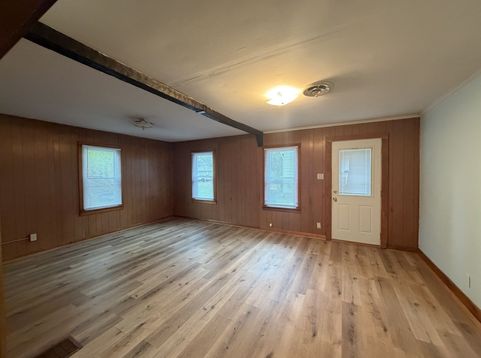Main Photo