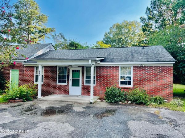3591 E Wilson Street, Farmville, NC 27828