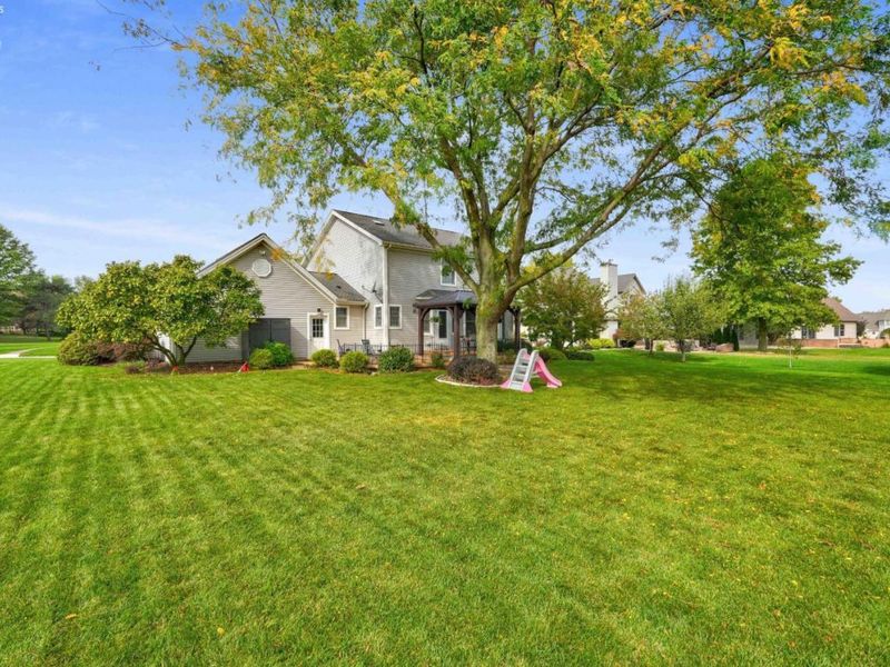 720 Tracht Meadows Drive, Huron, OH 44839 Photo 38
