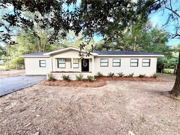 1515 Orchard Drive W, Mobile, AL 36618
