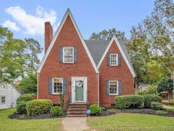 406 Rollingwood Circle, Fayetteville, NC 28305