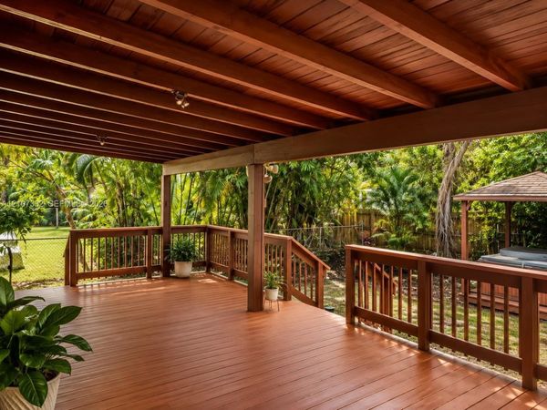 164 Navajo St , Miami Springs, FL 33166