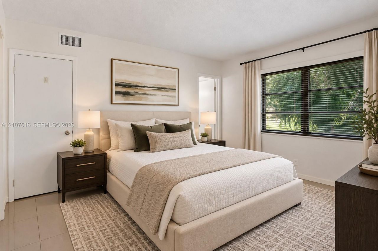 5420 NW 11th St, Unit 108, Plantation, FL 33313 Photo