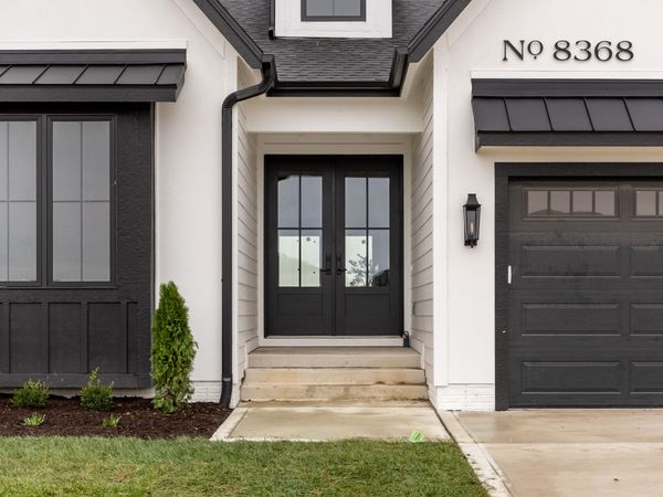 8368 Edgewood Court, West Des Moines, IA 50266