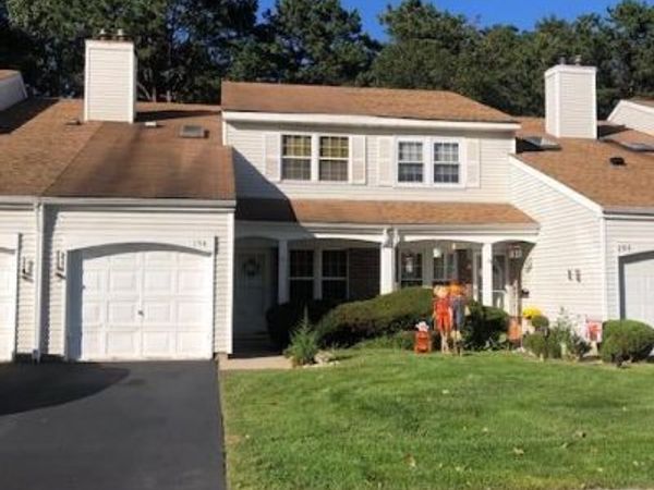194 Haddon Hollow Court, Middle Island, NY 11953
