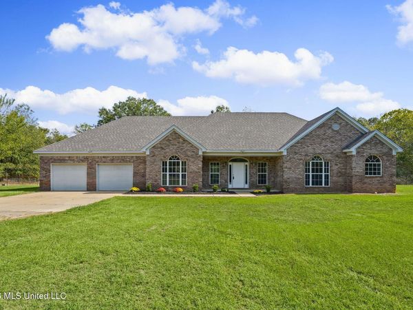 13181 Cathy Road, Byhalia, MS 38611