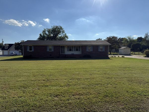 83 Catherine St , McMinnville, TN 37110