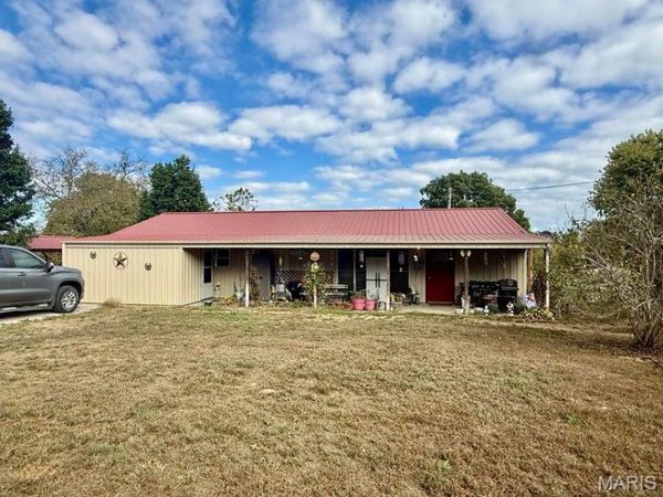 6453 Highway Z , Houston, MO 65483