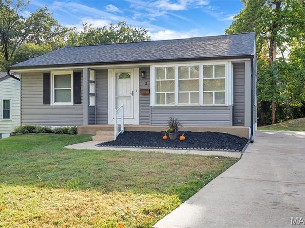 3 Banbury Court , Crestwood, MO 63126