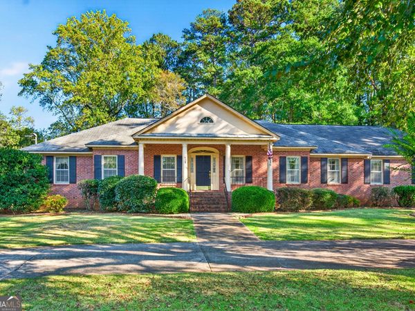 628 Lakewood Drive, Lagrange, GA 30240