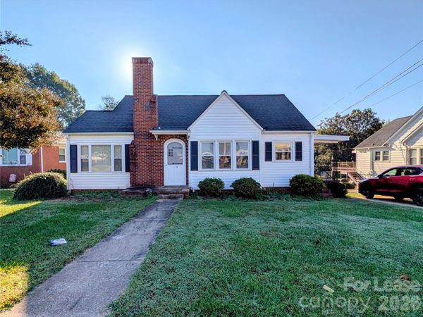 119 Ridgeway Avenue , Statesville, NC 28677