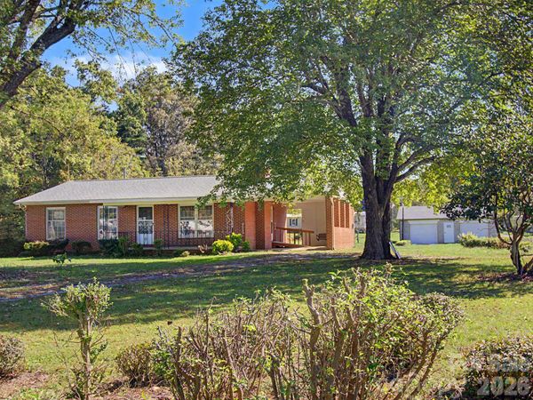 188 Pinner Road , Arden, NC 28704