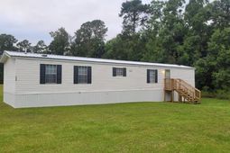 1556 N U.s. Highway 52 photo 4