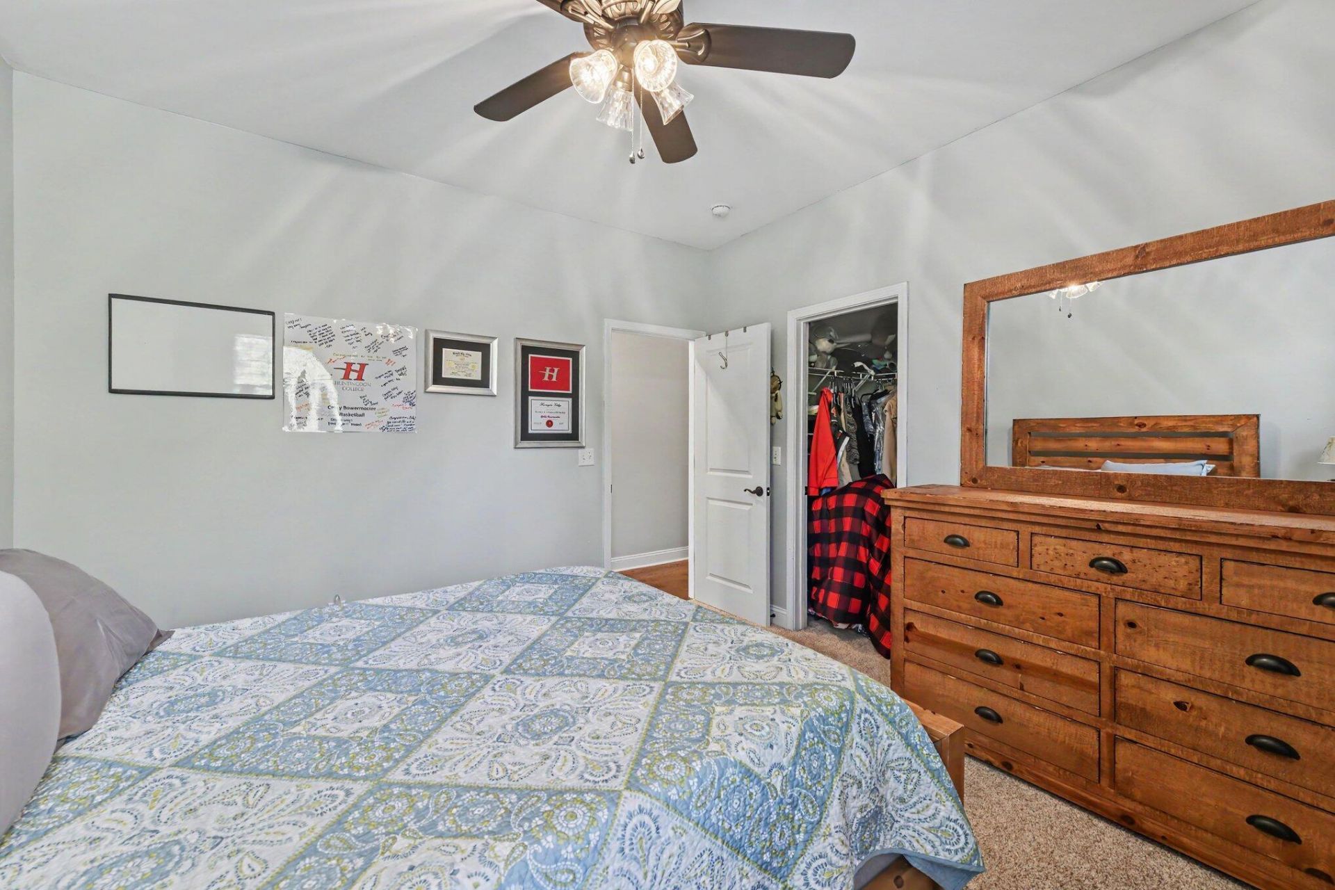 305 Hundred Oaks Parkway Photo 27